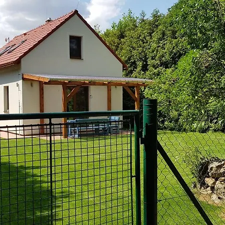 Prazdninovy Dum Barca Vlkov Villa Exterior photo