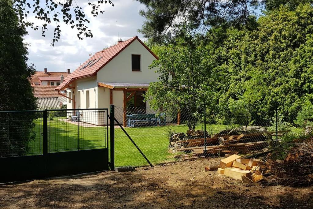Villa Prazdninovy Dum Barca Vlkov