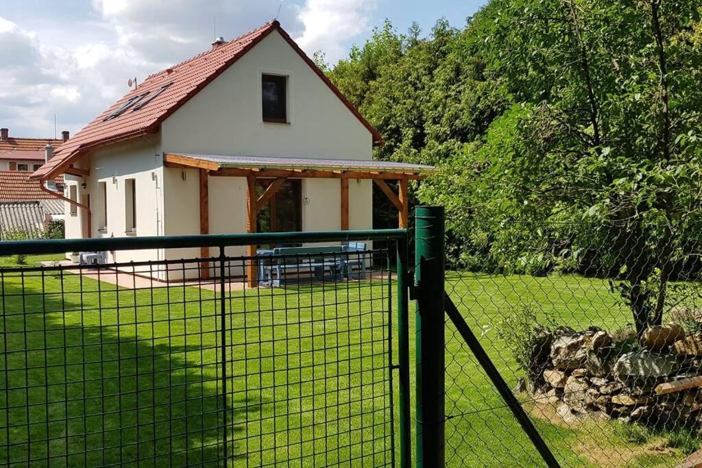 Villa Prazdninovy Dum Barca *